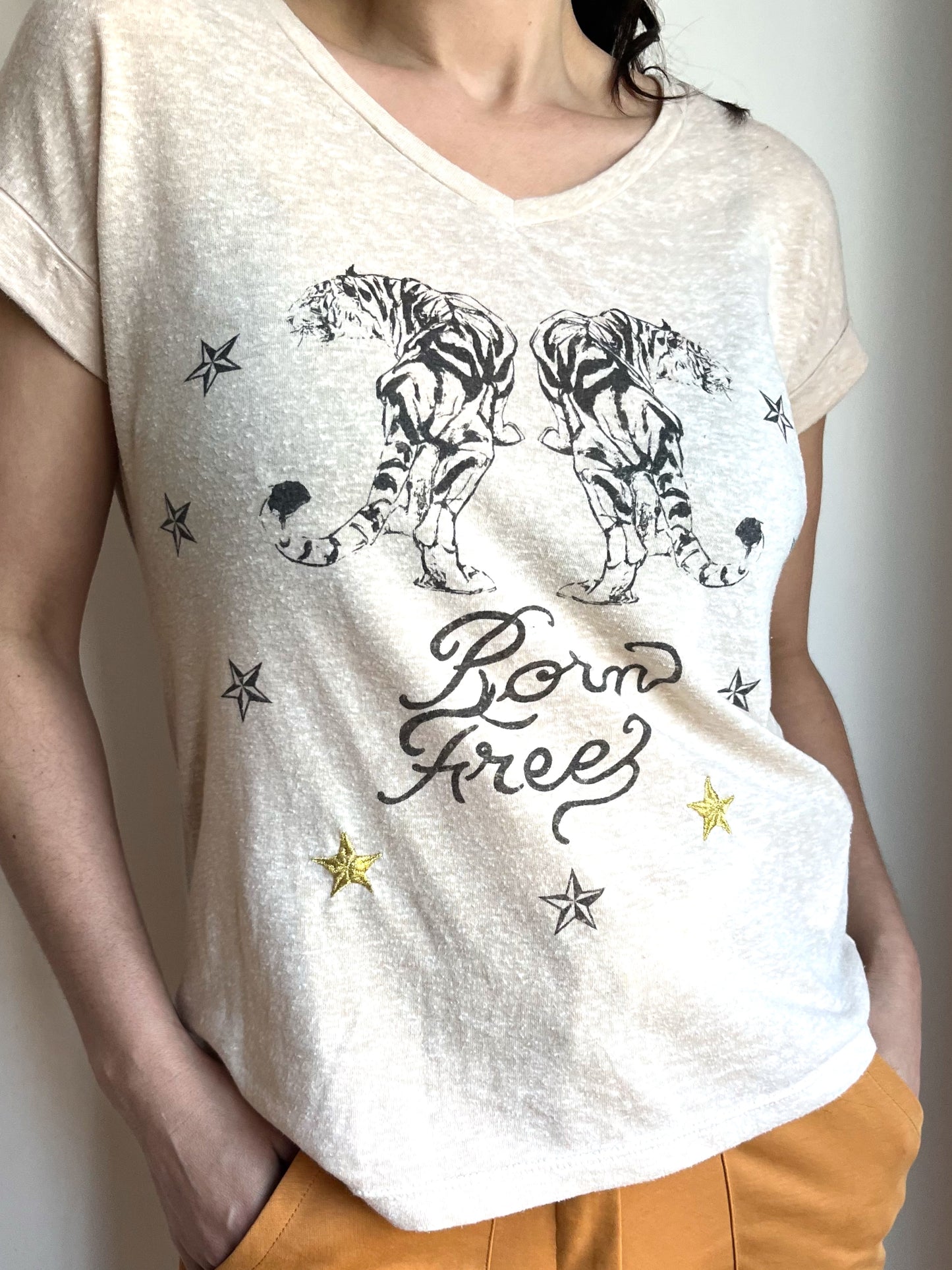 REMERA RAPSODIA